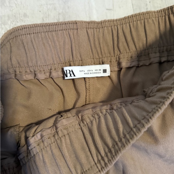 Zara Tan Jogger Pants - Picture 3 of 7